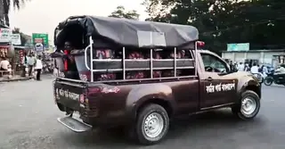 ফরিদপুরে ৪ প্লাটুন বিজিবি মোতায়েন